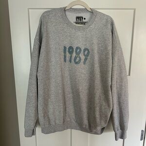 Taylor Swift Spotify Fans First Crewneck in Heather Gray, Size XXL